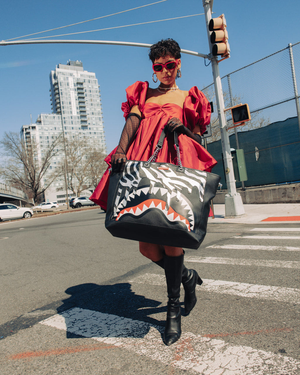 ZE SHARK PREDATOR TOTE